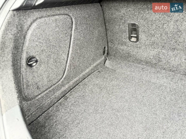 Серый Мазда 3, объемом двигателя 1.6 л и пробегом 75 тыс. км за 8750 $, фото 66 на Automoto.ua