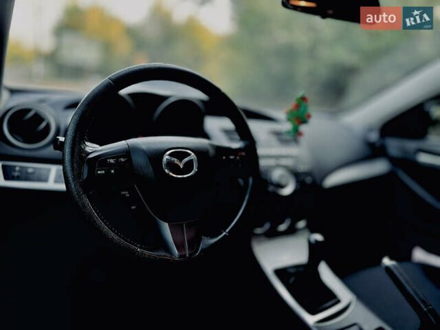 Серый Мазда 3, объемом двигателя 1.56 л и пробегом 272 тыс. км за 5950 $, фото 13 на Automoto.ua