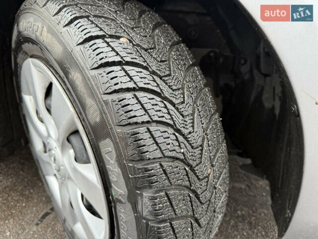 Серый Мазда 3, объемом двигателя 1.6 л и пробегом 194 тыс. км за 7900 $, фото 18 на Automoto.ua