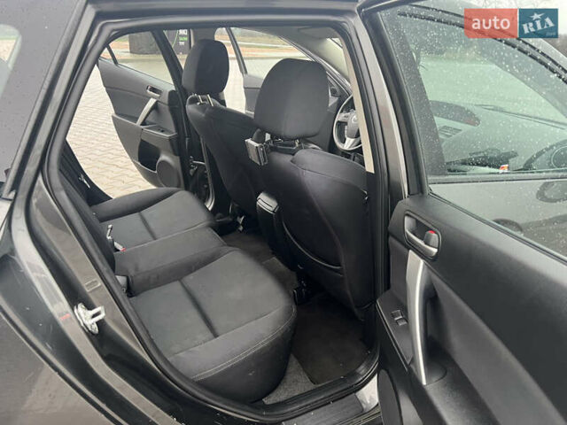 Сірий Мазда 3, об'ємом двигуна 1.6 л та пробігом 206 тис. км за 8500 $, фото 6 на Automoto.ua