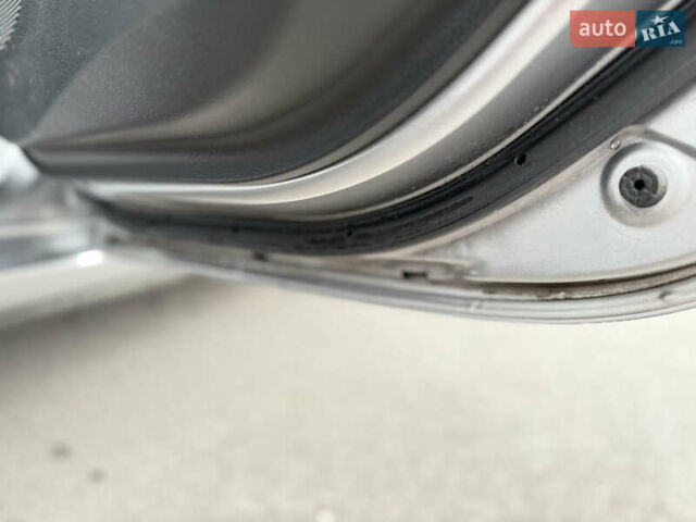 Серый Мазда 3, объемом двигателя 1.6 л и пробегом 75 тыс. км за 8450 $, фото 70 на Automoto.ua