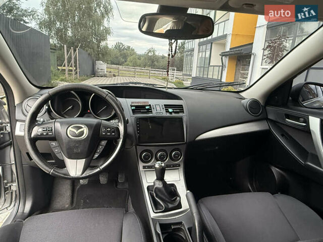 Мазда 3 2010 в Надворной на Automoto.ua Серый Мазда 3, объемом двигателя 2.18 л и пробегом 210 тыс. км за 6350 $, фото 16 на Automoto.ua