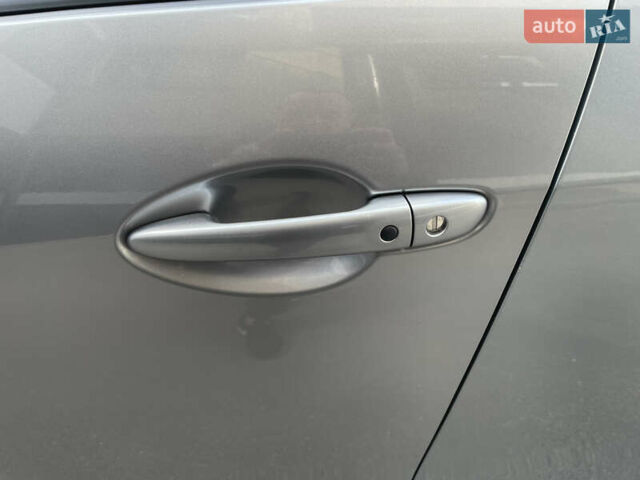 Серый Мазда 3, объемом двигателя 2.49 л и пробегом 333 тыс. км за 7800 $, фото 27 на Automoto.ua