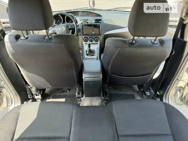 Сірий Мазда 3, об'ємом двигуна 2.18 л та пробігом 206 тис. км за 6999 $, фото 21 на Automoto.ua