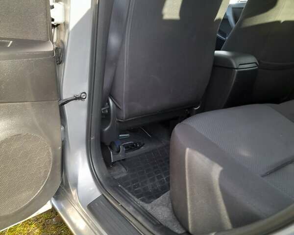 Серый Мазда 3, объемом двигателя 1.6 л и пробегом 157 тыс. км за 7300 $, фото 12 на Automoto.ua