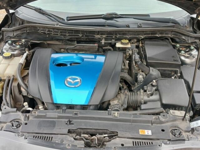 Серый Мазда 3, объемом двигателя 2 л и пробегом 195 тыс. км за 7900 $, фото 7 на Automoto.ua