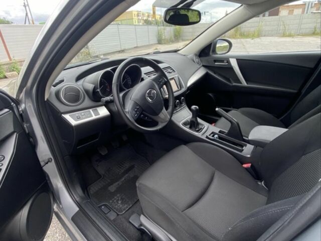 Сірий Мазда 3, об'ємом двигуна 1.6 л та пробігом 168 тис. км за 7939 $, фото 6 на Automoto.ua