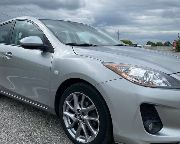 Серый Мазда 3, объемом двигателя 1.6 л и пробегом 164 тыс. км за 8500 $, фото 4 на Automoto.ua