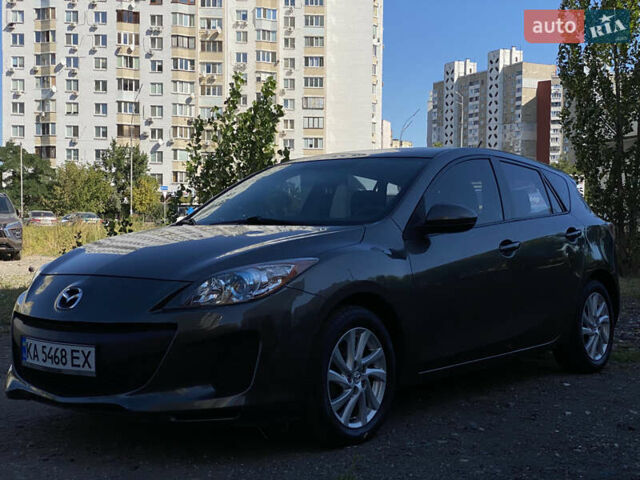 Серый Мазда 3, объемом двигателя 2 л и пробегом 150 тыс. км за 8599 $, фото 2 на Automoto.ua