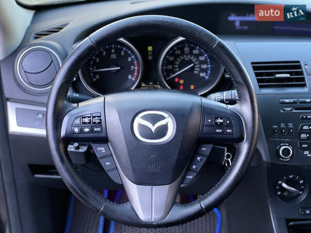 Серый Мазда 3, объемом двигателя 2 л и пробегом 150 тыс. км за 8599 $, фото 10 на Automoto.ua