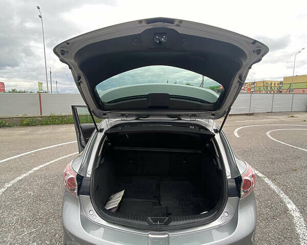 Серый Мазда 3, объемом двигателя 1.56 л и пробегом 164 тыс. км за 8499 $, фото 19 на Automoto.ua