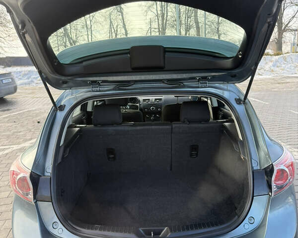 Серый Мазда 3, объемом двигателя 2 л и пробегом 145 тыс. км за 8300 $, фото 8 на Automoto.ua