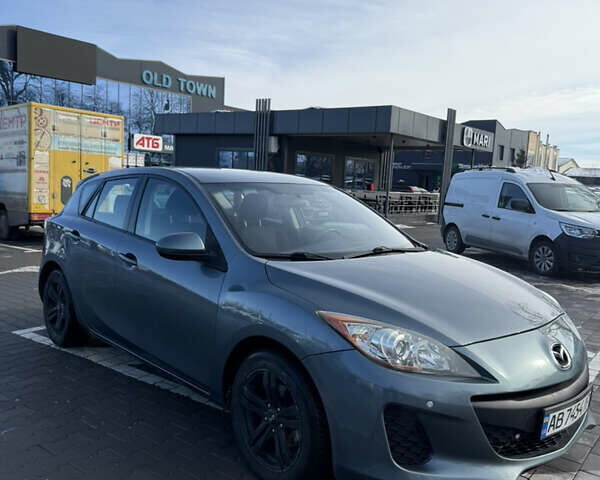 Серый Мазда 3, объемом двигателя 2 л и пробегом 145 тыс. км за 8300 $, фото 2 на Automoto.ua