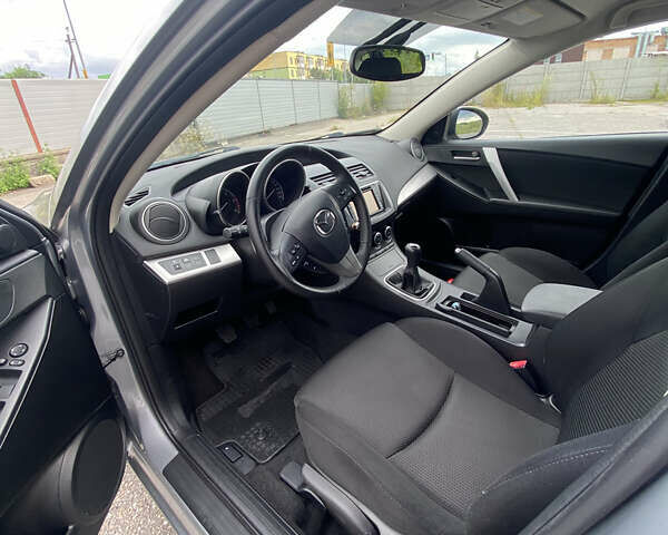 Серый Мазда 3, объемом двигателя 1.6 л и пробегом 164 тыс. км за 8500 $, фото 14 на Automoto.ua