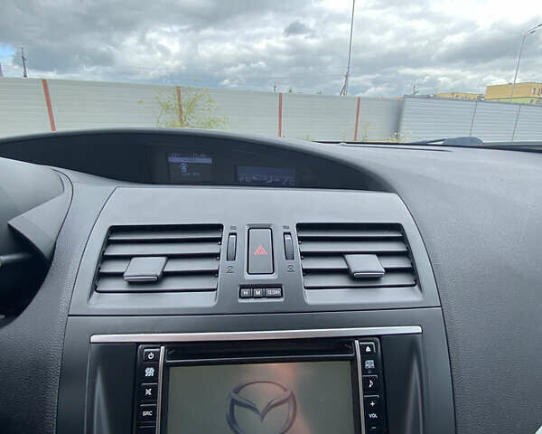 Серый Мазда 3, объемом двигателя 1.6 л и пробегом 164 тыс. км за 8500 $, фото 32 на Automoto.ua