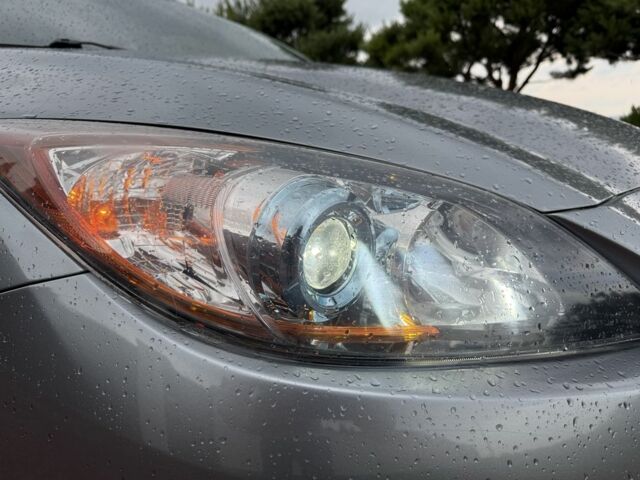 Сірий Мазда 3, об'ємом двигуна 2 л та пробігом 115 тис. км за 6999 $, фото 22 на Automoto.ua