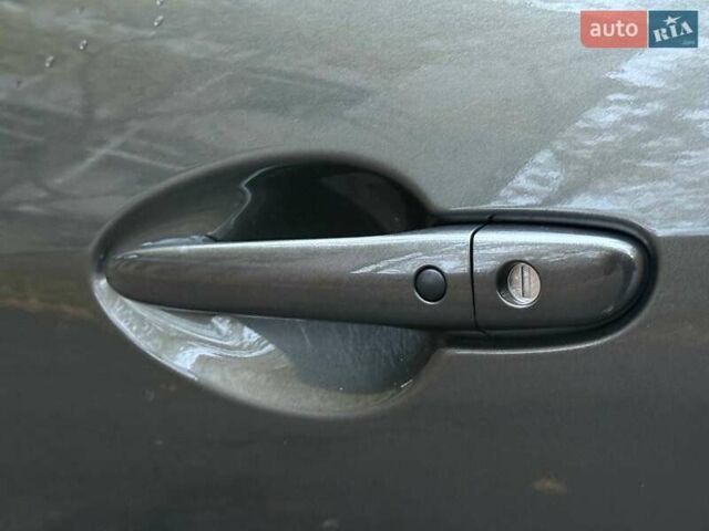 Серый Мазда 3, объемом двигателя 2 л и пробегом 160 тыс. км за 8699 $, фото 8 на Automoto.ua