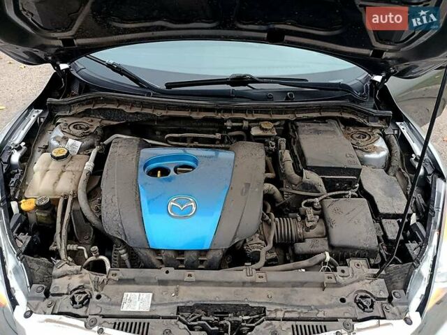 Серый Мазда 3, объемом двигателя 2 л и пробегом 156 тыс. км за 6900 $, фото 17 на Automoto.ua