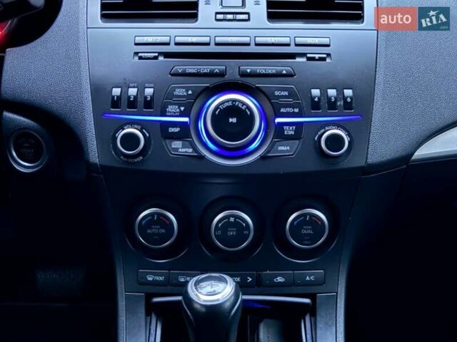 Серый Мазда 3, объемом двигателя 2 л и пробегом 160 тыс. км за 8699 $, фото 18 на Automoto.ua