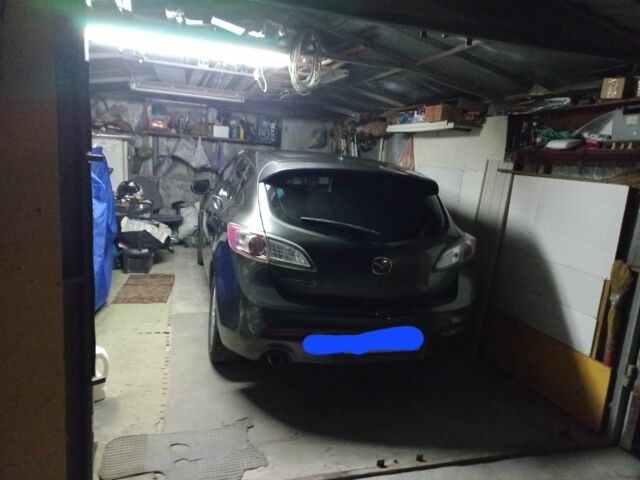 Серый Мазда 3, объемом двигателя 2 л и пробегом 100 тыс. км за 8600 $, фото 1 на Automoto.ua