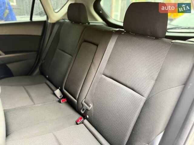 Серый Мазда 3, объемом двигателя 2 л и пробегом 160 тыс. км за 8699 $, фото 11 на Automoto.ua