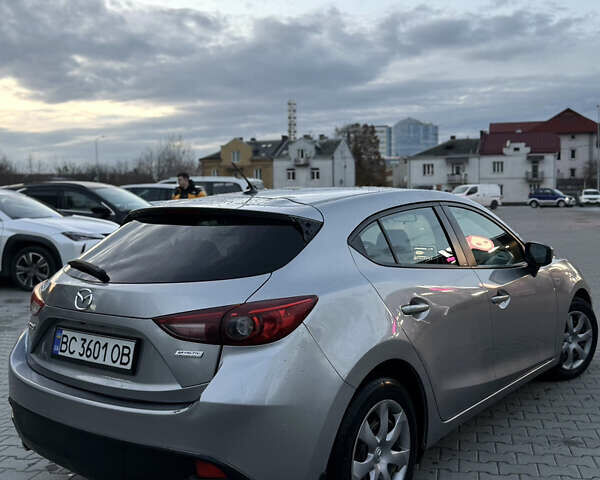 Сірий Мазда 3, об'ємом двигуна 2 л та пробігом 69 тис. км за 11000 $, фото 3 на Automoto.ua