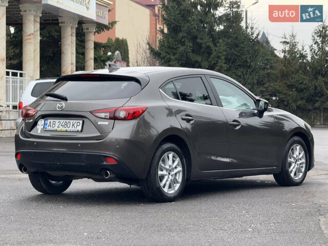 Сірий Мазда 3, об'ємом двигуна 2.19 л та пробігом 236 тис. км за 11500 $, фото 7 на Automoto.ua
