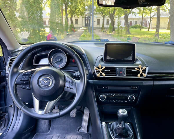 Серый Мазда 3, объемом двигателя 2.2 л и пробегом 207 тыс. км за 9700 $, фото 12 на Automoto.ua