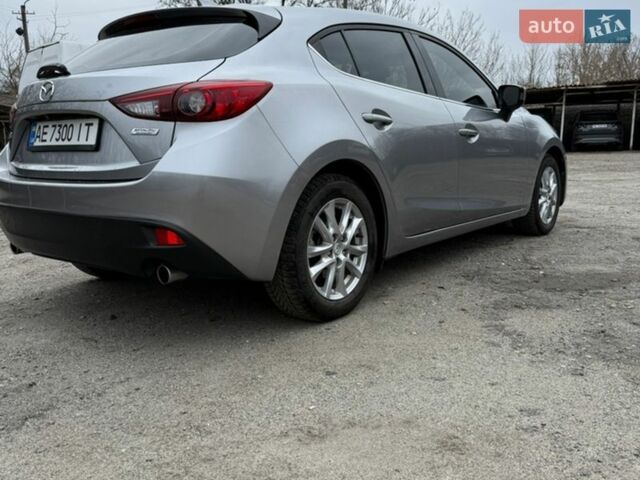 Серый Мазда 3, объемом двигателя 2 л и пробегом 70 тыс. км за 13000 $, фото 6 на Automoto.ua