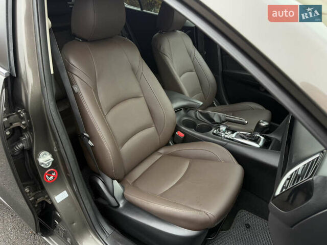 Сірий Мазда 3, об'ємом двигуна 2.19 л та пробігом 236 тис. км за 11500 $, фото 21 на Automoto.ua