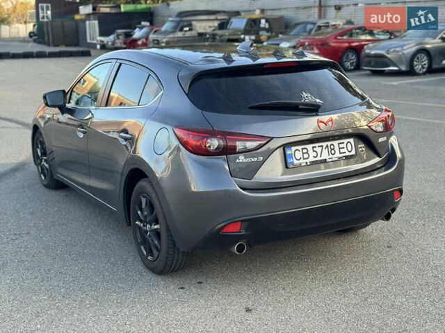 Серый Мазда 3, объемом двигателя 2 л и пробегом 123 тыс. км за 9500 $, фото 7 на Automoto.ua