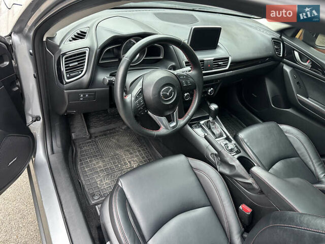 Сірий Мазда 3, об'ємом двигуна 2 л та пробігом 165 тис. км за 11600 $, фото 4 на Automoto.ua