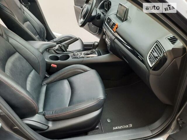 Серый Мазда 3, объемом двигателя 2 л и пробегом 117 тыс. км за 10950 $, фото 8 на Automoto.ua