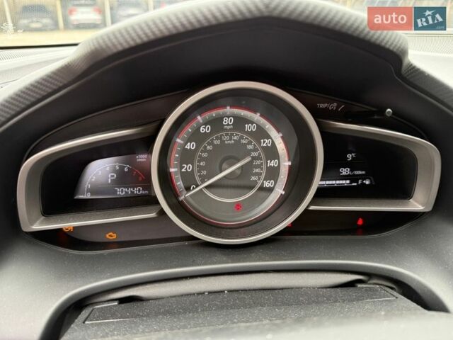 Серый Мазда 3, объемом двигателя 2 л и пробегом 70 тыс. км за 13000 $, фото 11 на Automoto.ua