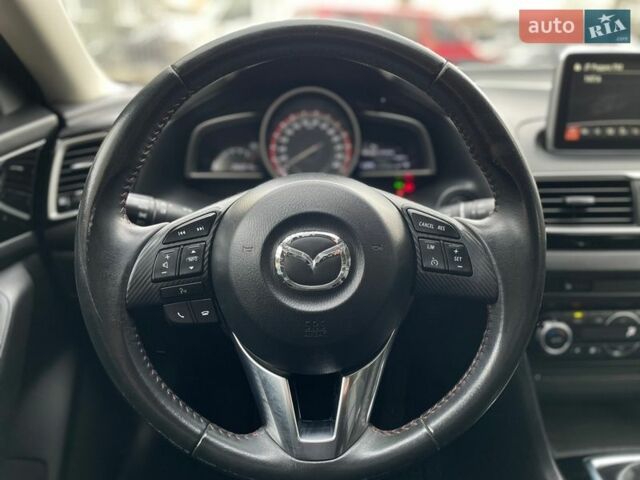 Серый Мазда 3, объемом двигателя 2.19 л и пробегом 266 тыс. км за 10399 $, фото 29 на Automoto.ua