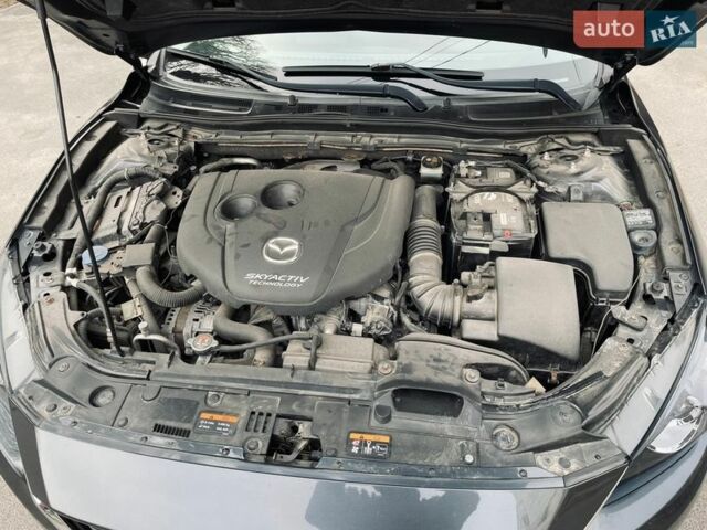 Серый Мазда 3, объемом двигателя 2.19 л и пробегом 266 тыс. км за 10399 $, фото 45 на Automoto.ua