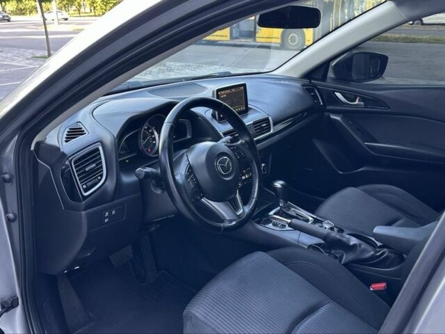 Серый Мазда 3, объемом двигателя 2 л и пробегом 182 тыс. км за 11350 $, фото 2 на Automoto.ua