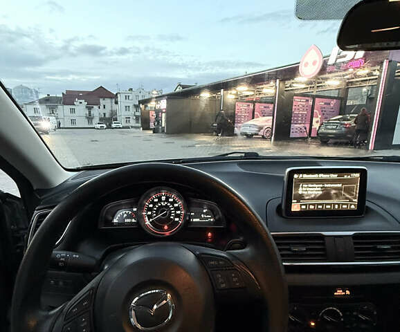 Сірий Мазда 3, об'ємом двигуна 2 л та пробігом 69 тис. км за 11000 $, фото 9 на Automoto.ua