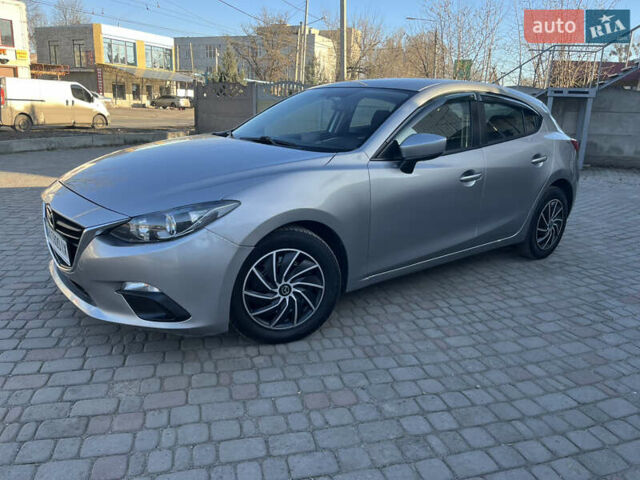 Сірий Мазда 3, об'ємом двигуна 2 л та пробігом 157 тис. км за 8950 $, фото 9 на Automoto.ua