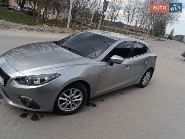 Сірий Мазда 3, об'ємом двигуна 2.19 л та пробігом 247 тис. км за 7300 $, фото 4 на Automoto.ua