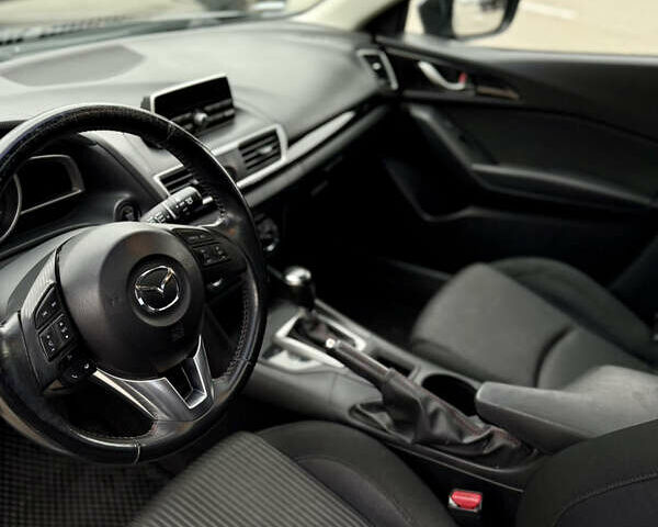 Мазда 3 2014 в Кропивницком (Кировограде) на Automoto.ua Серый Мазда 3, объемом двигателя 2 л и пробегом 114 тыс. км за 9500 $, фото 6 на Automoto.ua