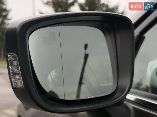 Сірий Мазда 3, об'ємом двигуна 2.19 л та пробігом 236 тис. км за 11500 $, фото 29 на Automoto.ua