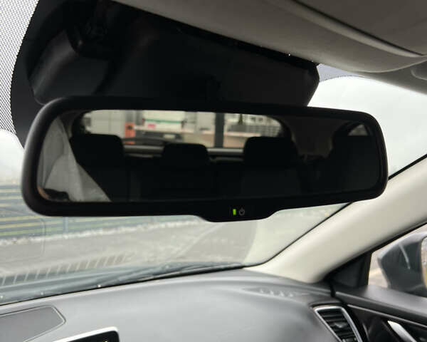 Серый Мазда 3, объемом двигателя 2.2 л и пробегом 255 тыс. км за 10500 $, фото 22 на Automoto.ua