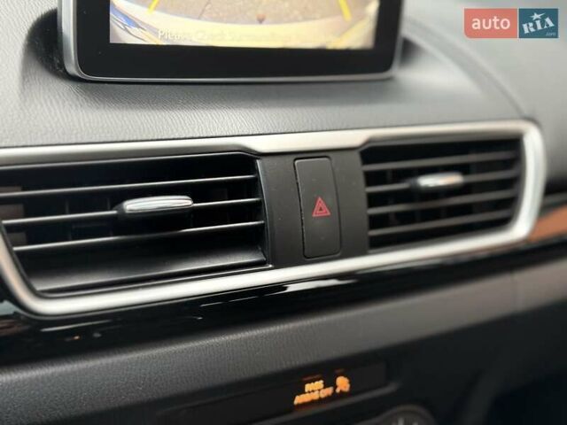 Серый Мазда 3, объемом двигателя 2 л и пробегом 80 тыс. км за 10990 $, фото 20 на Automoto.ua