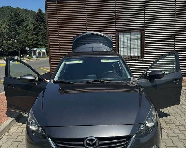 Серый Мазда 3, объемом двигателя 2 л и пробегом 108 тыс. км за 10800 $, фото 3 на Automoto.ua
