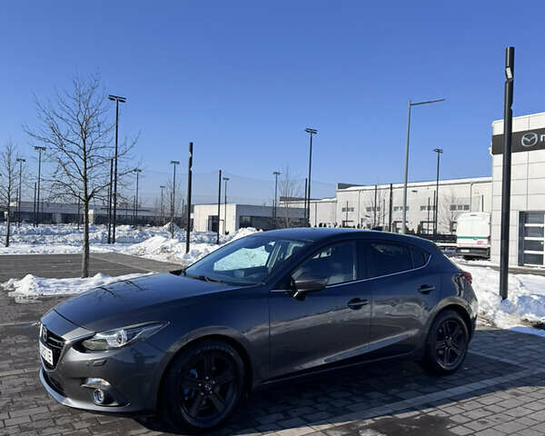 Серый Мазда 3, объемом двигателя 2.2 л и пробегом 255 тыс. км за 9800 $, фото 2 на Automoto.ua