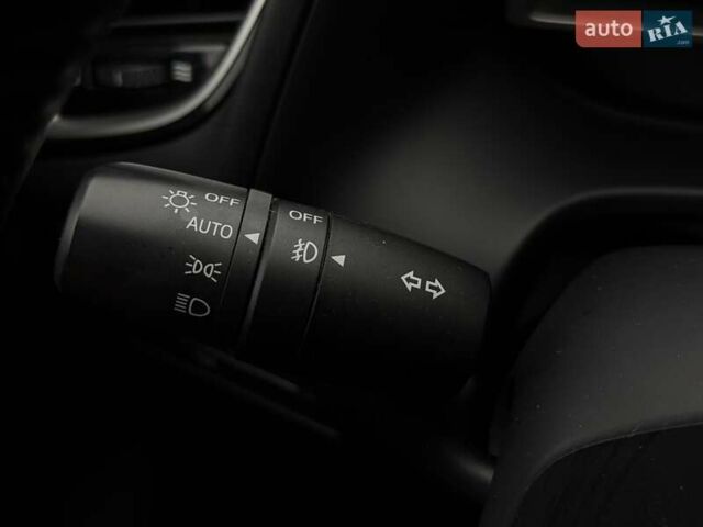 Серый Мазда 3, объемом двигателя 2 л и пробегом 80 тыс. км за 10990 $, фото 17 на Automoto.ua