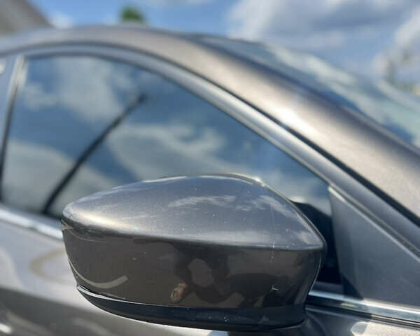 Серый Мазда 3, объемом двигателя 2.49 л и пробегом 197 тыс. км за 12300 $, фото 5 на Automoto.ua