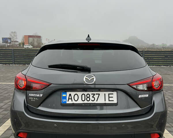 Серый Мазда 3, объемом двигателя 2.2 л и пробегом 255 тыс. км за 10500 $, фото 7 на Automoto.ua