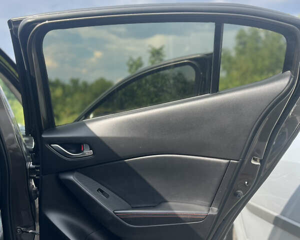 Серый Мазда 3, объемом двигателя 2.49 л и пробегом 197 тыс. км за 12300 $, фото 8 на Automoto.ua